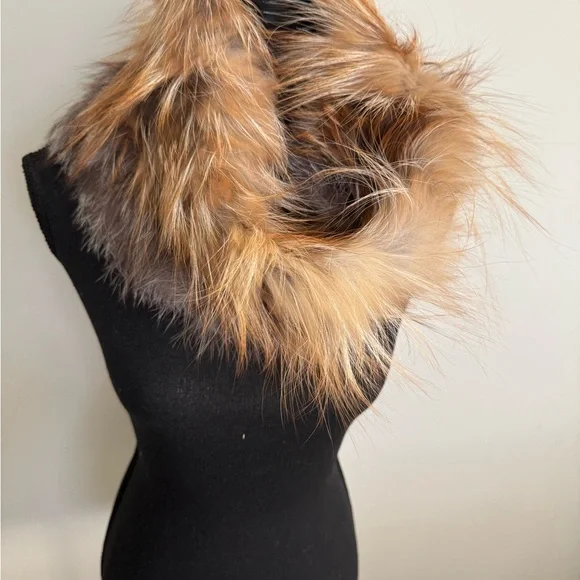 Adrienne Landau Fox Fur Scarf - Picture 3 of 7